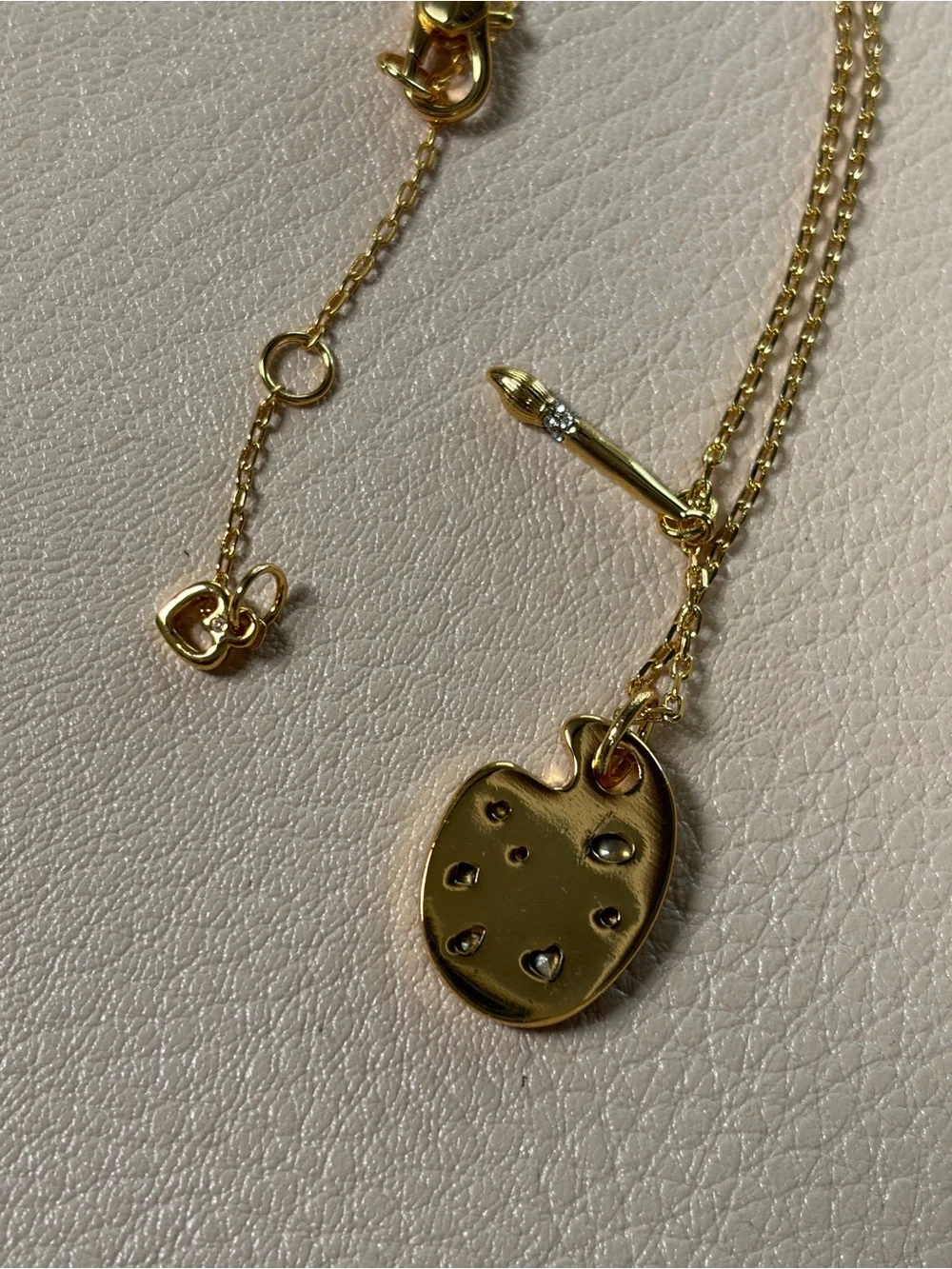 Kate Spade paint the town pendant (62)